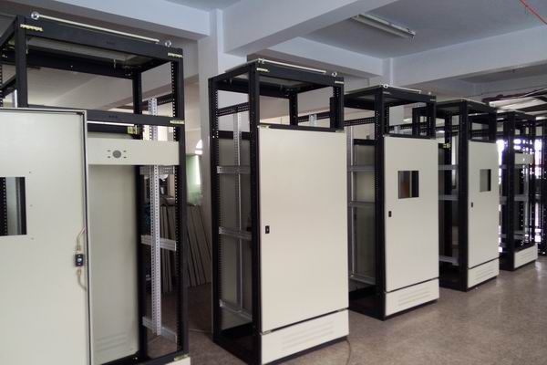 上街控制箱-3683谈谈控制箱的维护和保养事